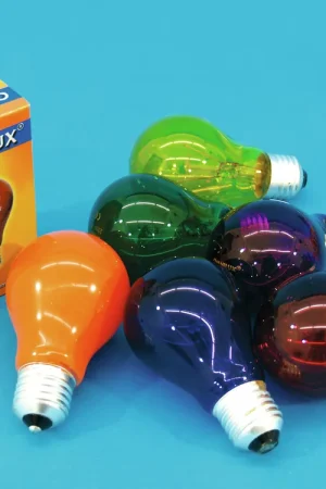 Tout juste disponible | OMNILUX A19 230 V/40 W E-27 vert