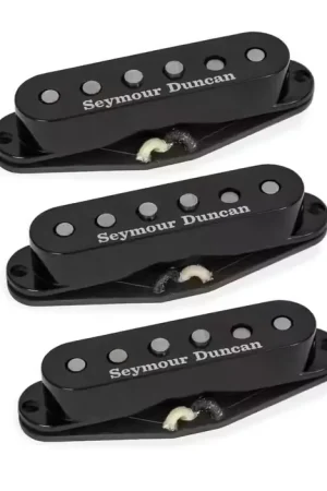 Économisez maintenant - Seymour Duncan Scooped Stratocaster Kit Capots Noirs